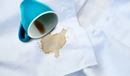 Siyah Çay Lekeleri: Kolay Çıkarma Yöntemleri